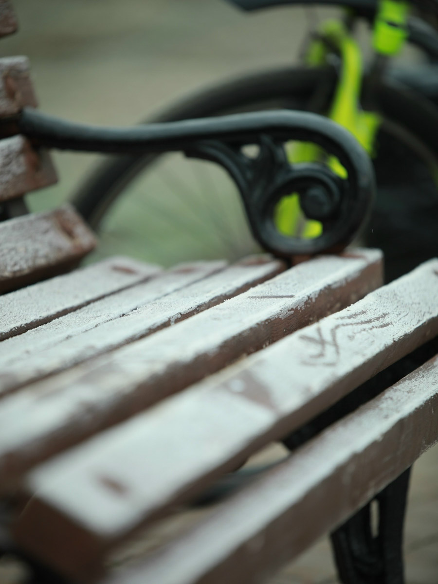 Минувшая и нынешняя зимы выдались аномальными. Но если начало 2025-го запомнилось апрельским вайбом, то старт 2026-го удивил небывалыми сугробами и морозами. Подобная разница не осталась незамеченной — владимирские фотографы поделились с «Ключ-Медиа» сравнительными кадрами двух таких непохожих друг на друга сезонов.