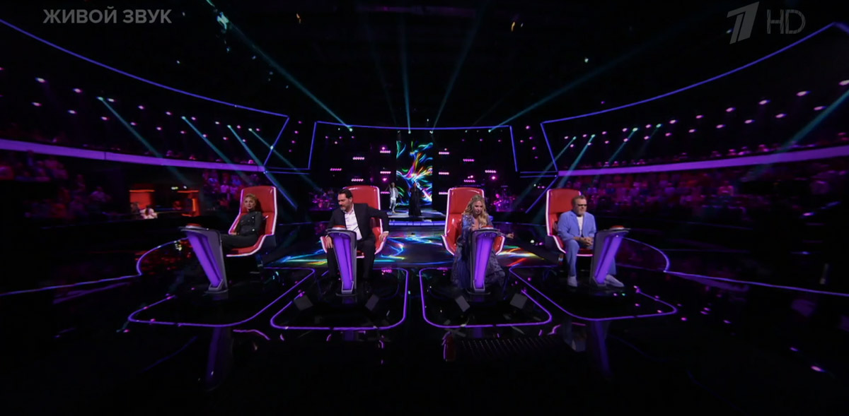 14-й сезон шоу взрослого «Голоса» стартовал 23 января, а значит, певцы со всей страны получили шанс пройти «слепые прослушивания» и побороться за победу в проекте. В их ряду оказалась 25-летняя Юлия Галкина из Владимира. Девушка в творчестве не новичок, поэтому показала всё, на что способна. И не зря, ведь ее выбрали сразу три наставника!