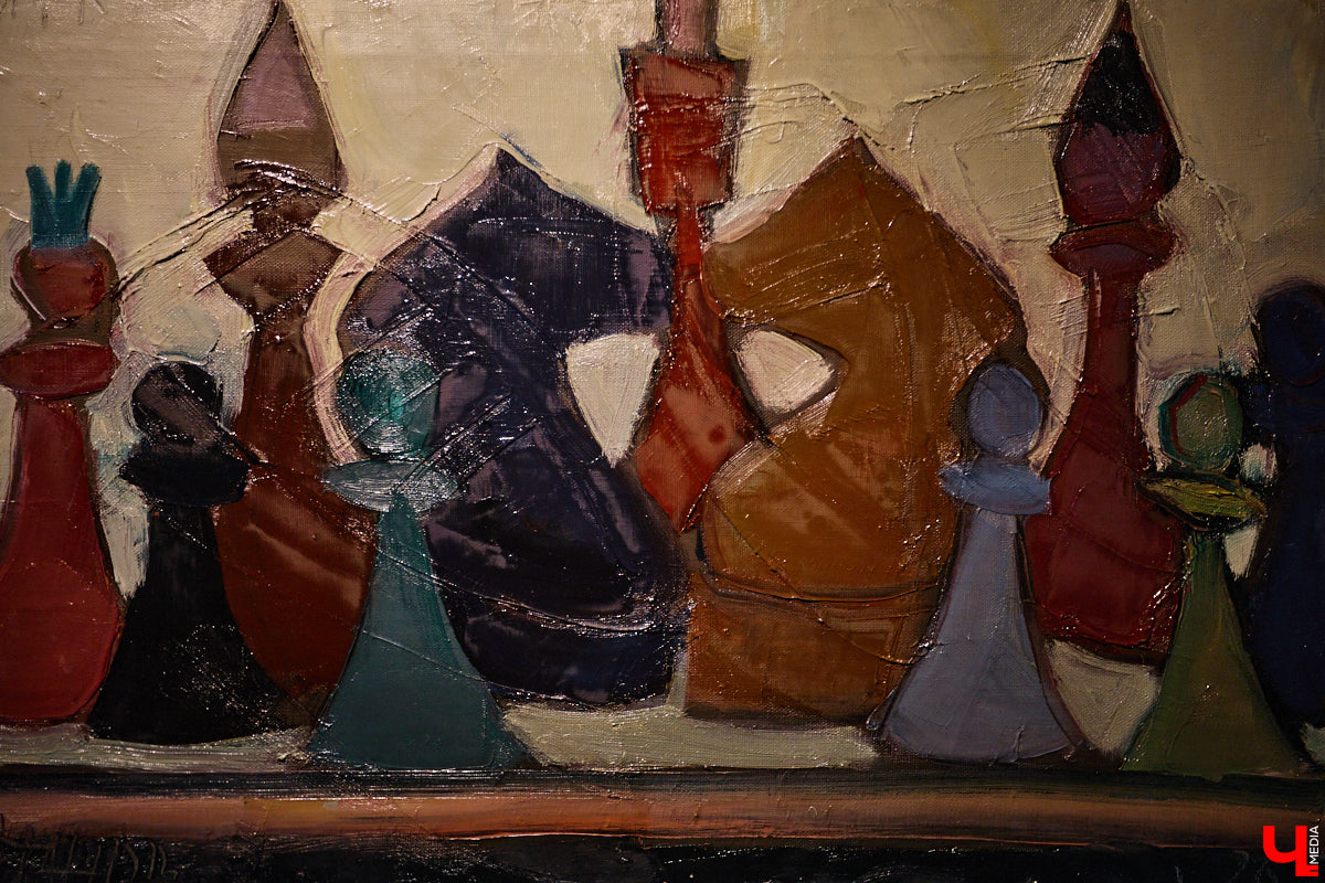 К 135-летию Михаила Булгакова в культурном пространстве «Галерея 4-6» открылась выставка, посвященная самому яркому произведению писателя. «Ключ-Медиа» прошел по выстроенным художниками смысловым лабиринтам и взглянул на роман «Мастер и Маргарита» другими глазами.