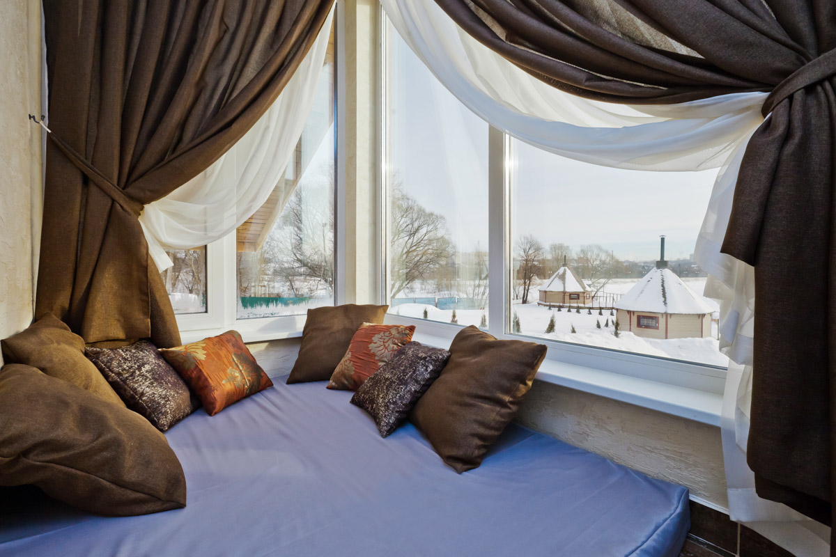 Вы задумывались, как отметить свой день рождения по-особенному? Устроить такой праздник, который точно останется в памяти на долгое время. Кафе и ресторанами никого не удивишь, да и порой там слишком дорого, шумно и тесно. Поэтому лучше рассмотреть новый, современный вариант. Организовать торжество в экопространстве на берегу водохранилища Содышка предлагает барбекю-парк «Зеленый мыс»!