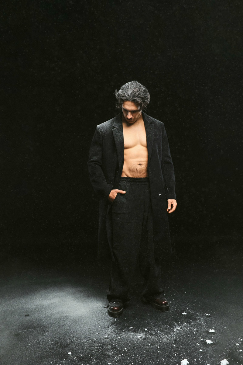 Как представители сильного пола бьются над тайной, о чем думают женщины, так и дамы не сошлись во мнении, какой он — настоящий мужчина. В попытке разобраться в этом вопросе «Ключ-Медиа» собрал воедино харизматичных джентльменов Владимира, а потом спросил героев и их половинок о качествах истинных мачо.