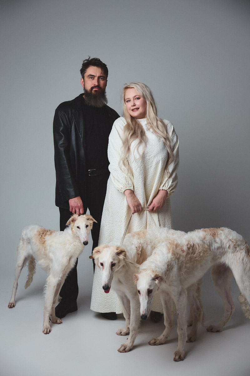 Как представители сильного пола бьются над тайной, о чем думают женщины, так и дамы не сошлись во мнении, какой он — настоящий мужчина. В попытке разобраться в этом вопросе «Ключ-Медиа» собрал воедино харизматичных джентльменов Владимира, а потом спросил героев и их половинок о качествах истинных мачо.