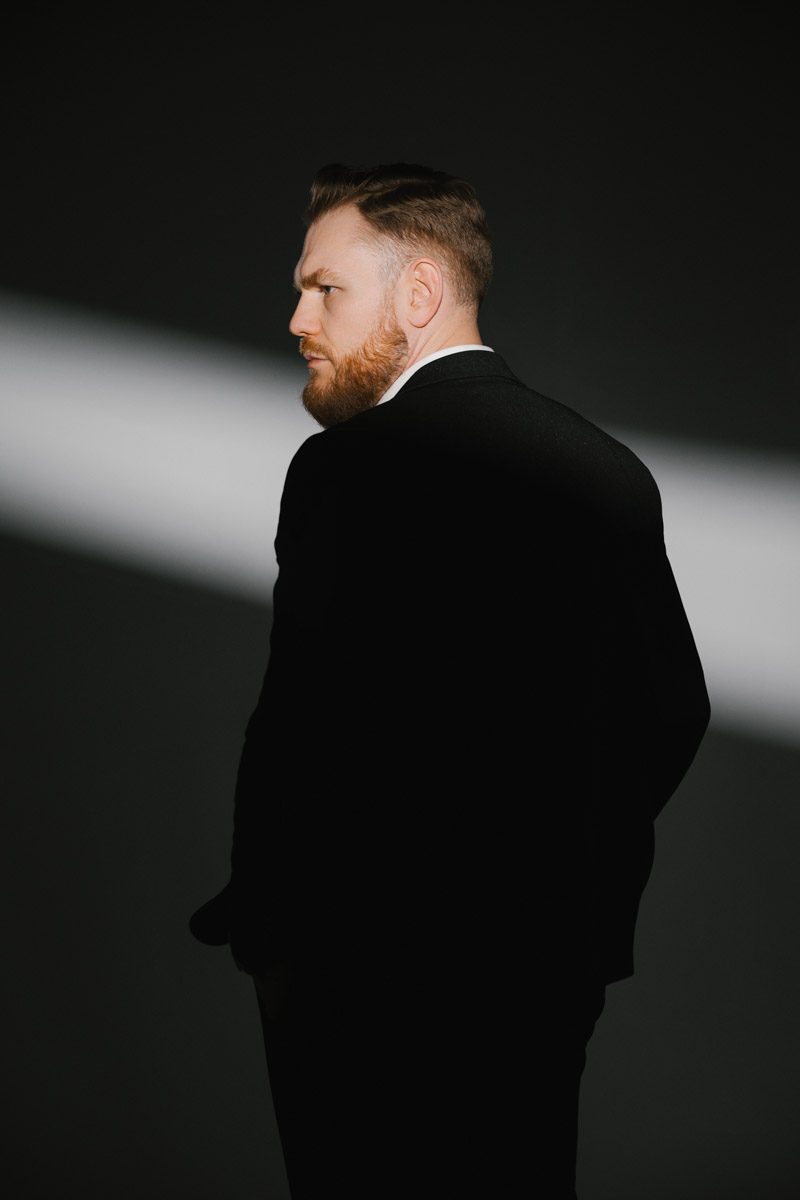 Как представители сильного пола бьются над тайной, о чем думают женщины, так и дамы не сошлись во мнении, какой он — настоящий мужчина. В попытке разобраться в этом вопросе «Ключ-Медиа» собрал воедино харизматичных джентльменов Владимира, а потом спросил героев и их половинок о качествах истинных мачо.