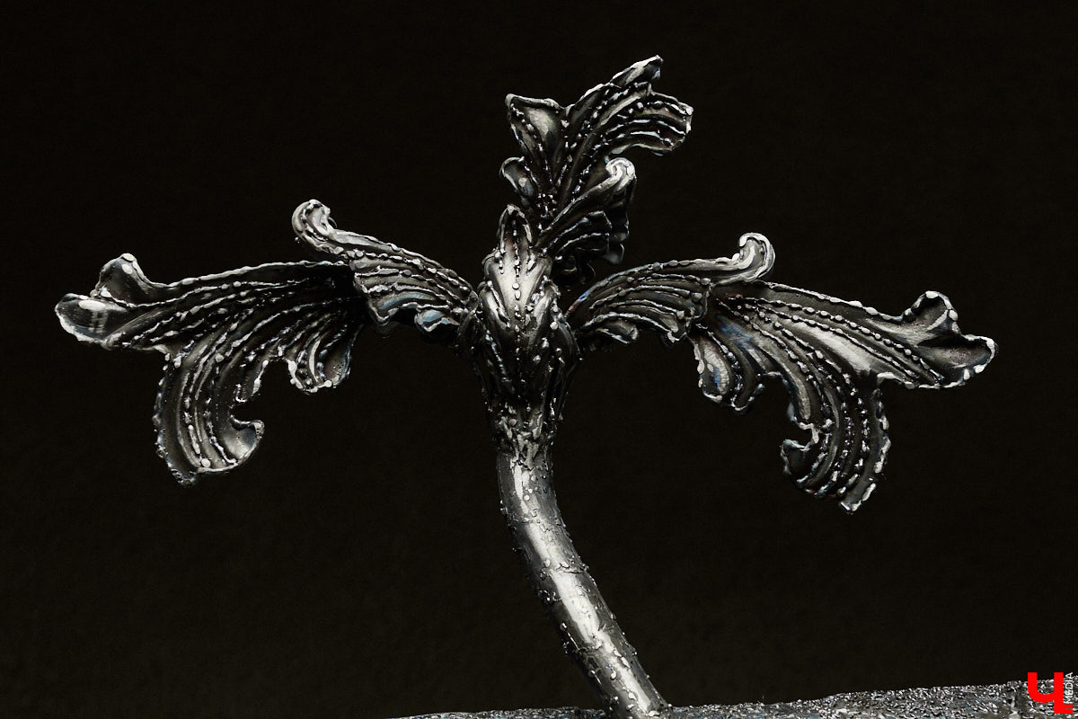 Владимирский скульптор Михаил Блинов умеет удивлять! На сей раз автор многих необычных композиций создал стального льва, образ которого почерпнул с барельефа Дмитриевского собора. «Ключ-Медиа» побывал в мастерской творца и оценил металлического царя зверей, словно сошедшего с фасада древнего храма.