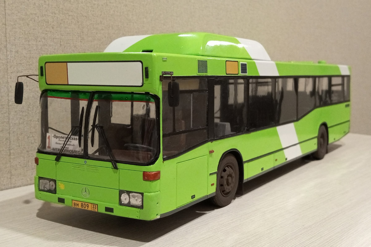 Житель Гусь-Хрустального создает реалистичные модели автобусов. На данный момент в его коллекции шесть машин, прототипы которых курсируют на самых разных маршрутах. Весь общественный транспорт выполнен в соотношении 1:24 и точно копирует существующие машины.