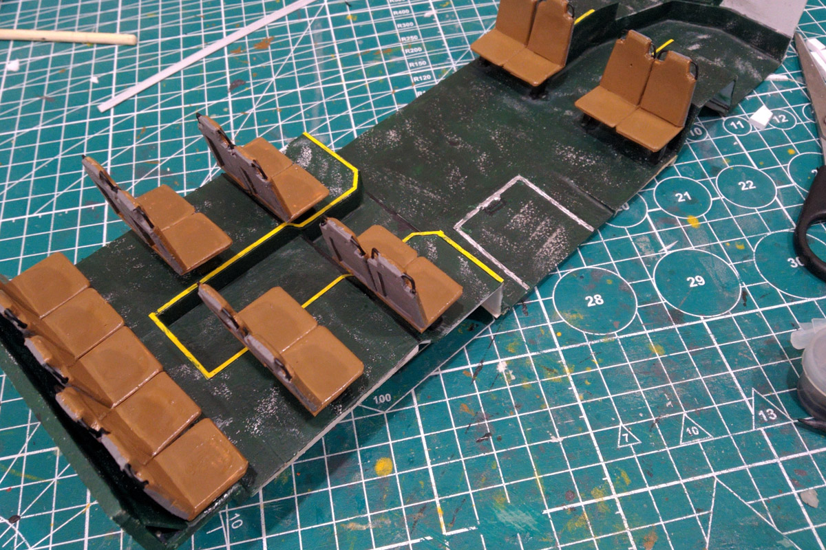 Житель Гусь-Хрустального создает реалистичные модели автобусов. На данный момент в его коллекции шесть машин, прототипы которых курсируют на самых разных маршрутах. Весь общественный транспорт выполнен в соотношении 1:24 и точно копирует существующие машины.