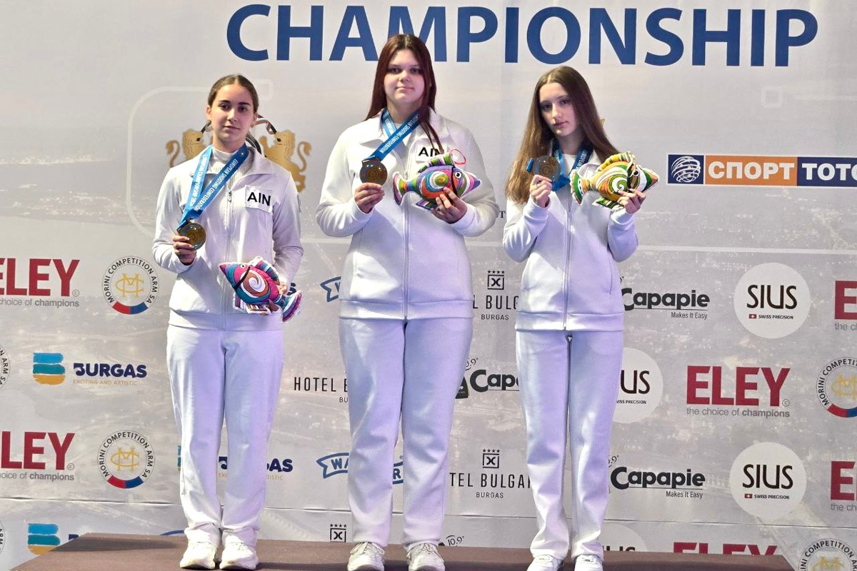 Любители фигурного катания ликуют: 20-летняя Анастасия Метелкина родом из Владимира заняла второе место на зимних Играх в Италии. Правда, триумфальное восхождение на пьедестал спортсменка совершила под грузинским флагом, однако подобные формальности не омрачили радости преданных фанатов. Рассказываем подробнее о выступлении нашей соотечественницы на Олимпиаде, а также об успехе других спортсменов 33-го региона.