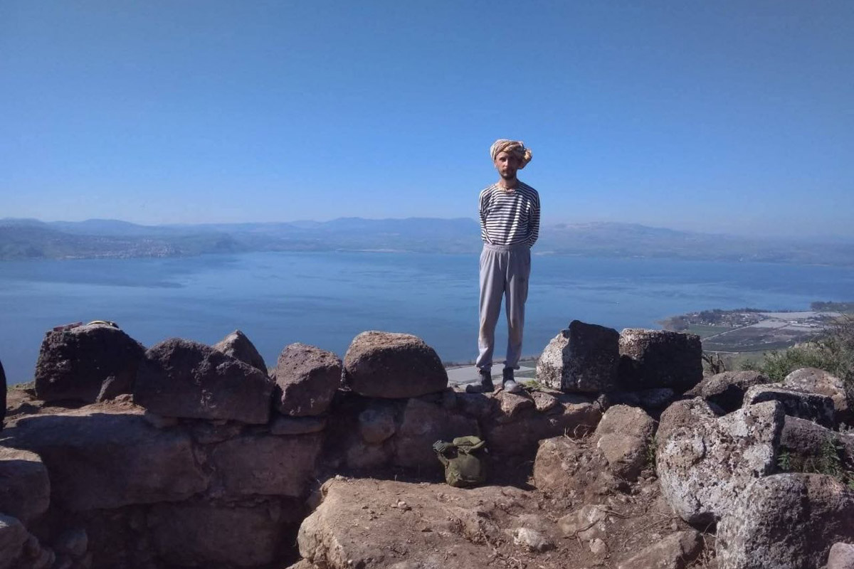 Десять лет назад выпускник владимирского филфака, а ныне серьезный ученый Владимир Пискарев вместе с семьей отправился навстречу ближневосточной авантюре. Сегодня он заведует лабораторией в Хайфском университете, мастерски определяет эпохи по осколкам керамики и находит подземные ходы, в которые никто не заглядывал 1500 лет! Об этой удивительной работе, а также о том, почему израильские дети «дают прикурить» учителям и как выжить в плюс 40, — в нашем интервью.