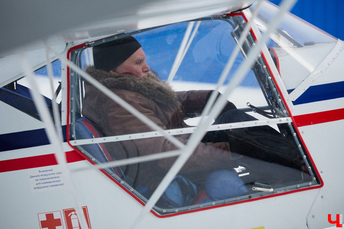Не все знают, но на территории Владимирской области собирают настоящие самолеты. Производство летательных аппаратов единичного типа расположено в ангаре на территории частного аэродрома общей авиации Павловское. Там трудится небольшая команда любителей неба. «Ключ-Медиа» заглянул к ним в гости.