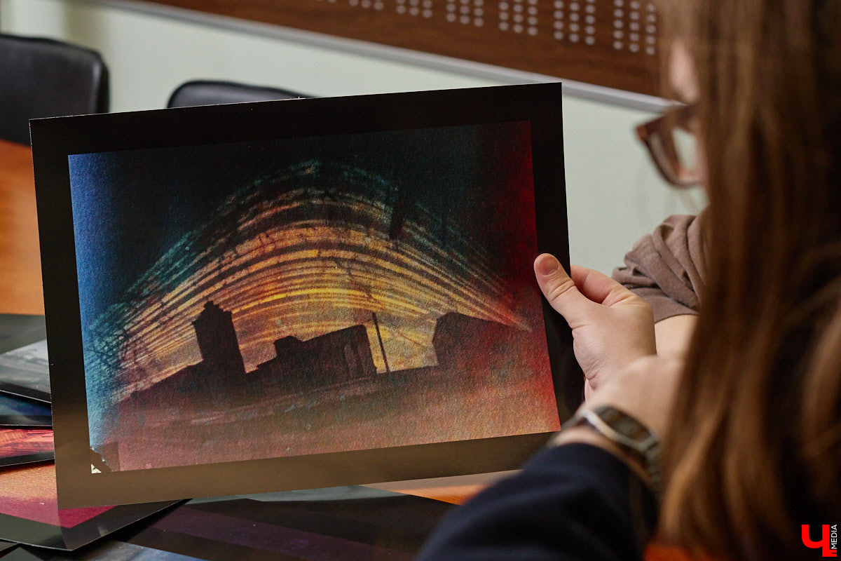 Соларографию нельзя отнести к популярным хобби. Например, во Владимире следы движения Солнца по небосклону запечатлевают всего несколько энтузиастов. В их числе Лилия Баринова и Даниил Логинов, с которыми «Ключ-Медиа» обсудил необычную технику съемки.