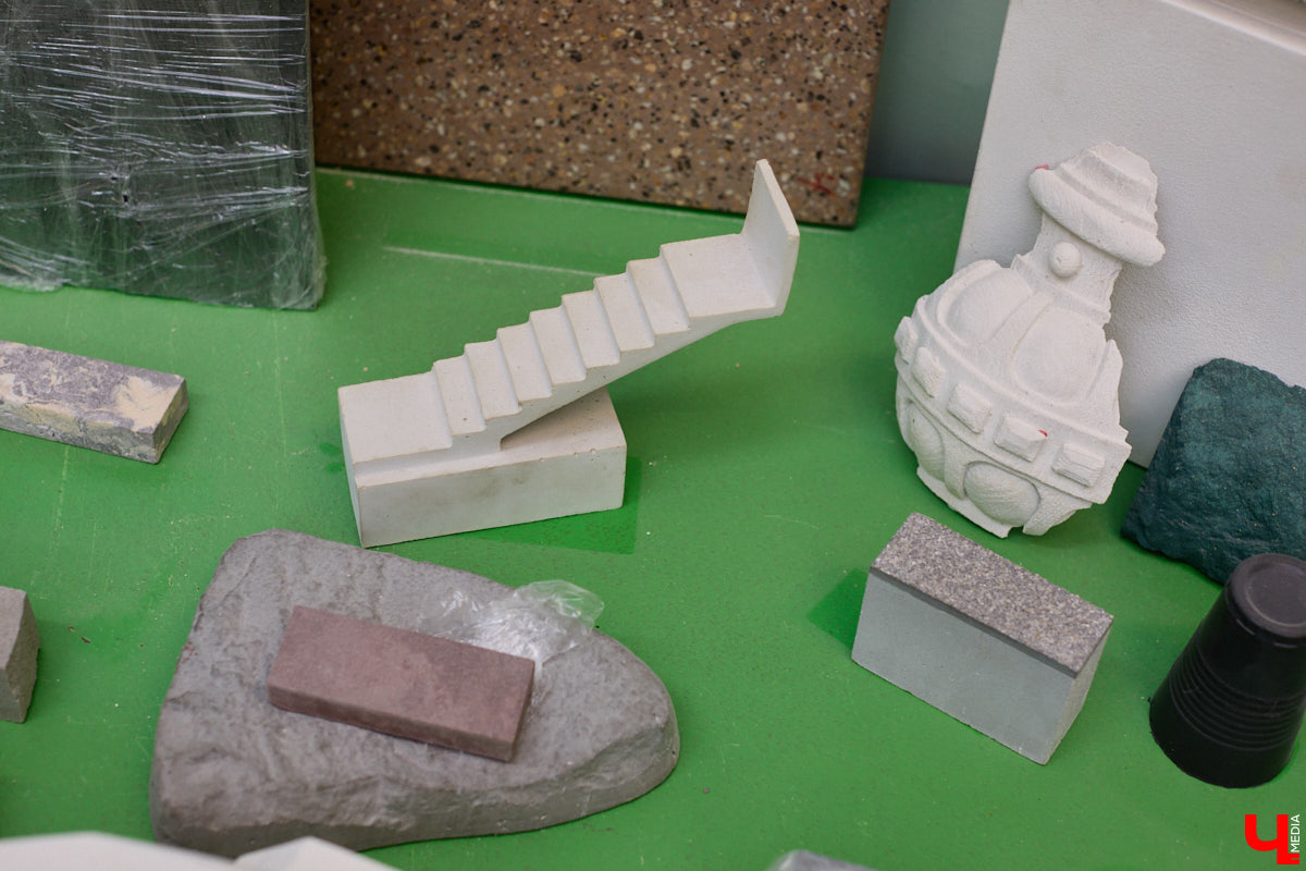 Когда-то соединить живое и неживое могли только сказочники. Сейчас их место заняли ученые, а открытия происходят у нас под боком. Владимирская студентка Юлия Ананьева разработала новый вид бетона, способный самостоятельно устранять повреждения. Как это работает, разбирался «Ключ-Медиа».