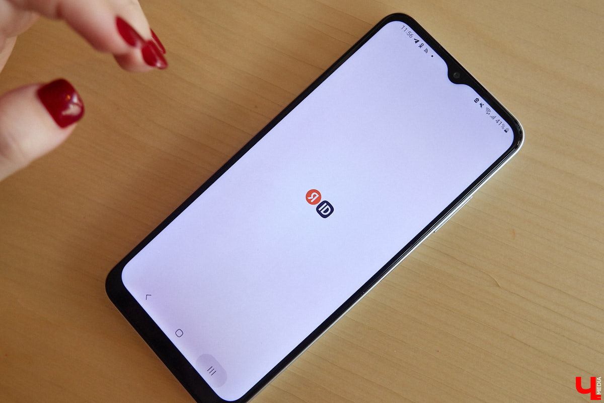 Многие привычные приложения для общения находятся под угрозой полного отключения от Рунета. И это, как известно, отнюдь не первоапрельская шутка. Пока одни пытаются «оживить» любимые сервисы, другие вовсю осваивают новые площадки. Корреспондент «Ключ-Медиа» провел тест-драйв некоторых пока еще малоизвестных мессенджеров, которые вполне могут стать доступной альтернативой.