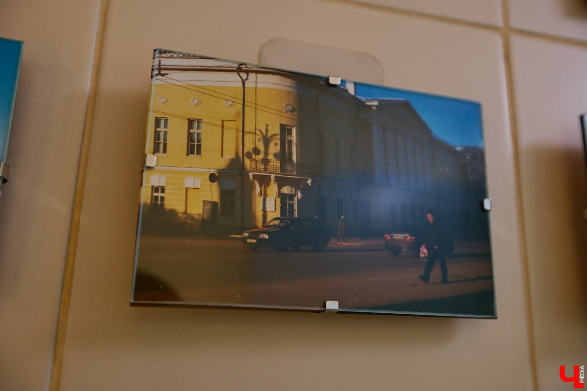 Минувший воскресный день ознаменовался важным культурным событием: в историческом центре прошел краеведческий фестиваль «Свой слой». Мероприятие посвятили не только прошлому областной столицы, но и его настоящему. «Ключ-Медиа» побывал там и готов поделиться самыми яркими моментами!