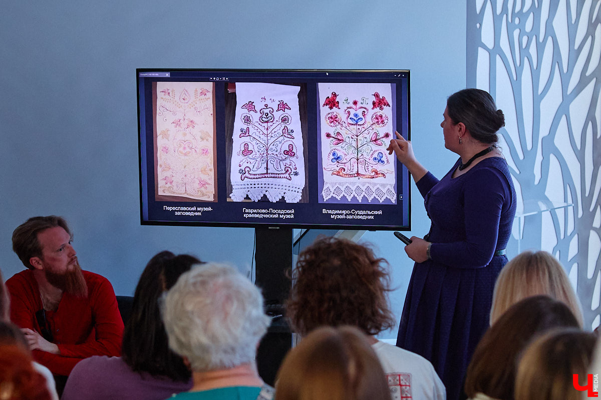 Минувший воскресный день ознаменовался важным культурным событием: в историческом центре прошел краеведческий фестиваль «Свой слой». Мероприятие посвятили не только прошлому областной столицы, но и его настоящему. «Ключ-Медиа» побывал там и готов поделиться самыми яркими моментами!