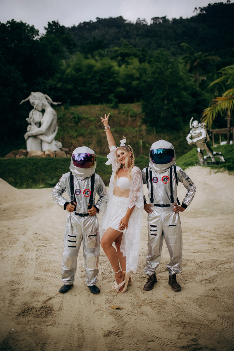 В Таиланде открылся иммерсивный парк The Xperience, который уже называют одним из самых впечатляющих и масштабных в стране. Среди первых гостей оказались и владимирцы, почти четыре года живущие на райском острове Самуи.