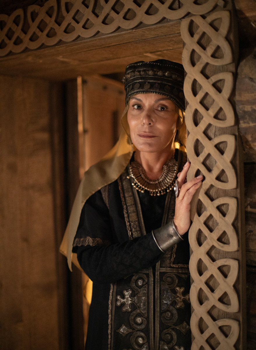 В марте состоялась премьера саги о жизни Андрея Боголюбского. Съемки сериала «Князь Андрей» проходили также в 33-м регионе. Жителям не терпелось оценить результат длительного кинопроцесса. Увы, многих он разочаровал. «Ключ-Медиа» изучил позиции экспертов, разобравших кинопродукт по косточкам.