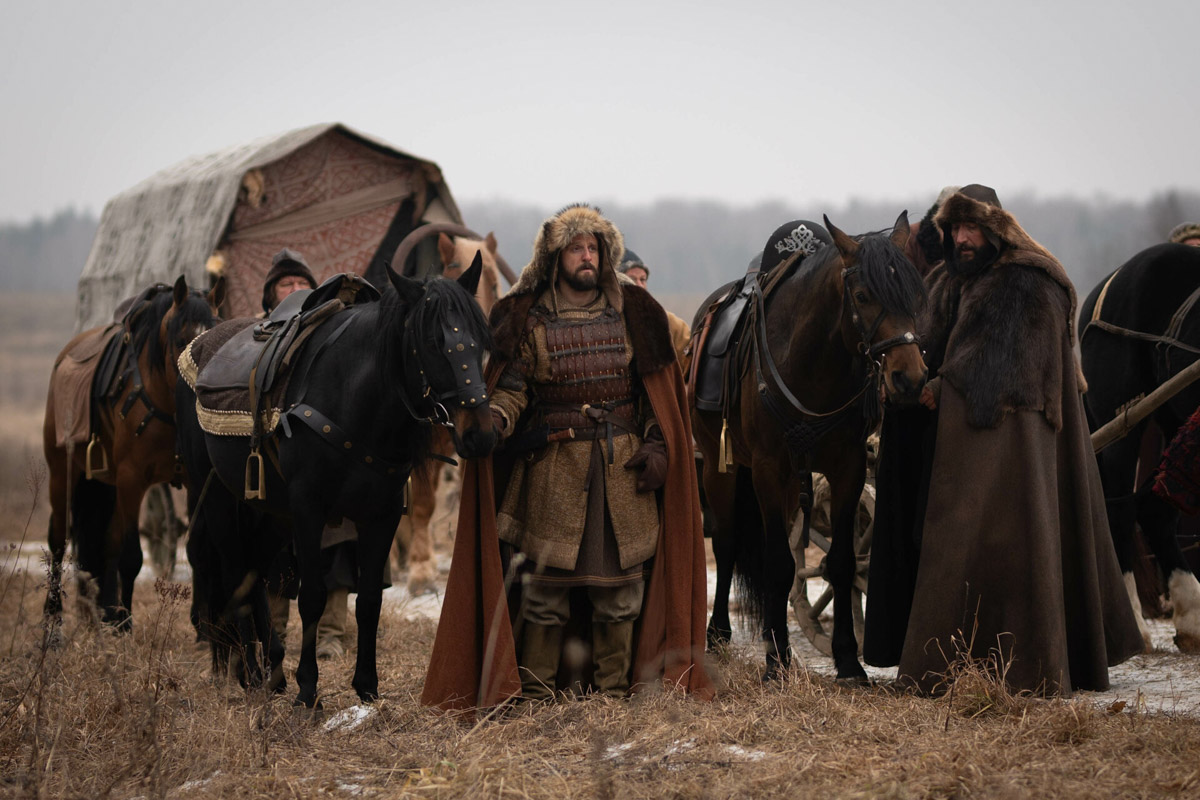 В марте состоялась премьера саги о жизни Андрея Боголюбского. Съемки сериала «Князь Андрей» проходили также в 33-м регионе. Жителям не терпелось оценить результат длительного кинопроцесса. Увы, многих он разочаровал. «Ключ-Медиа» изучил позиции экспертов, разобравших кинопродукт по косточкам.