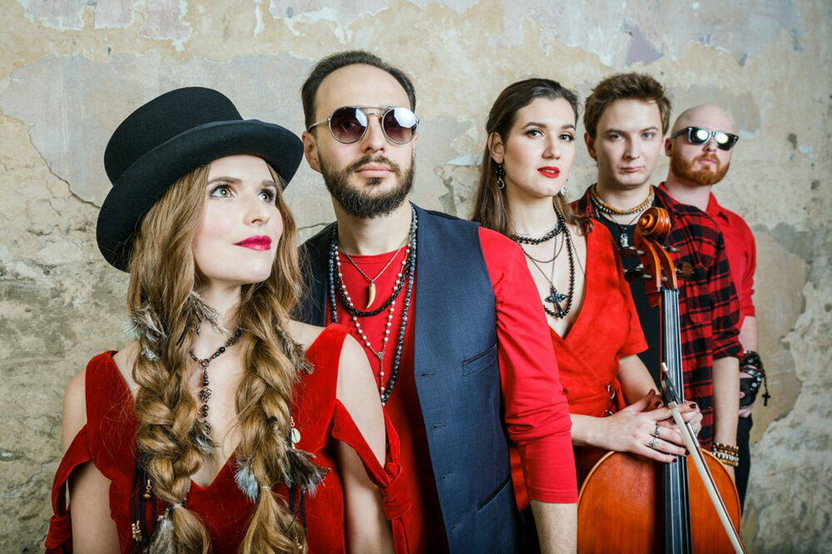 Группа «Ария» отметит во Владимире 40-летний юбилей группы, а Сергей Орлов привезет новую программу «Звезда». Помимо этого жителей областного центра ждут концерты на любой вкус: от рок-выступлений и кавер-шоу до новых имен и туров. Все подробности — в нашей афише.