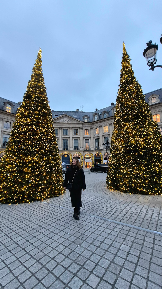 Горы мусора, толпы мигрантов и небезопасные улицы. Именно так описывали Париж Ольге Буниной ее друзья из французской столицы. Но отправившись в город любви в пятый раз, она открыла для себя совсем иную реальность. О своем путешествии, которое женщина вспоминает с огромной любовью, а также о развенчанных стереотипах про известнейшее место планеты туристка рассказала «Ключ-Медиа».