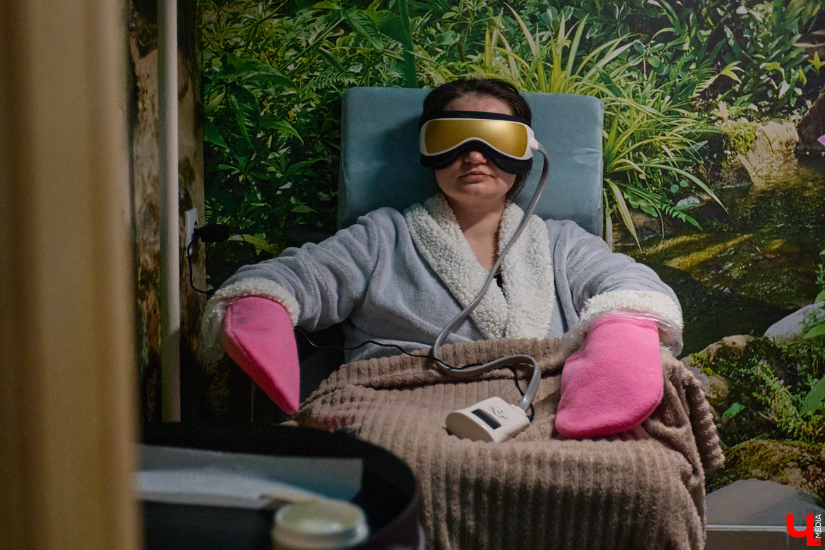 Атрибуты красивой жизни сегодня перестали быть недосягаемой роскошью. Во Владимире есть пространство, где все мысли текут только в одном направлении — к собственному удовольствию и восстановлению. Здесь, в спа-салоне «Красивая жизнь для тебя», гостям предлагают не просто набор процедур, а настоящий ритуал перезагрузки. Опробовать его на себе решила журналист «Ключ-Медиа».