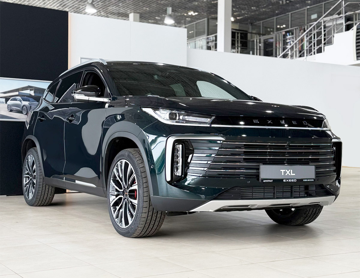 Начало 2026 года показало: интерес к EXEED не снижается. Только за первый квартал в России почти 4000 автомобилей нашли своих владельцев, что позволило бренду уверенно удержать позиции в премиальном сегменте российского рынка. Разбираемся, на каких моделях держится этот успех и почему гибриды перестали быть экзотикой.