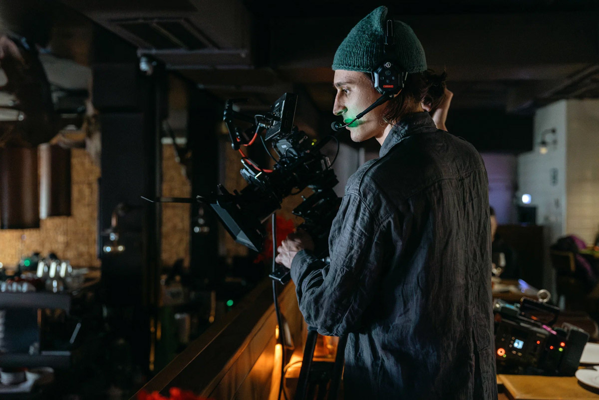 Во Владимирской области завершились съемки сериала «Свора». Кинематографисты работали в нашем регионе почти месяц и успели снять несколько ключевых эпизодов картины. Для этого столицу 33-го региона переименовали в Волчегорск, а мэрию перенесли в Областной дворец культуры и искусства. Эти и другие детали уже на сайте!