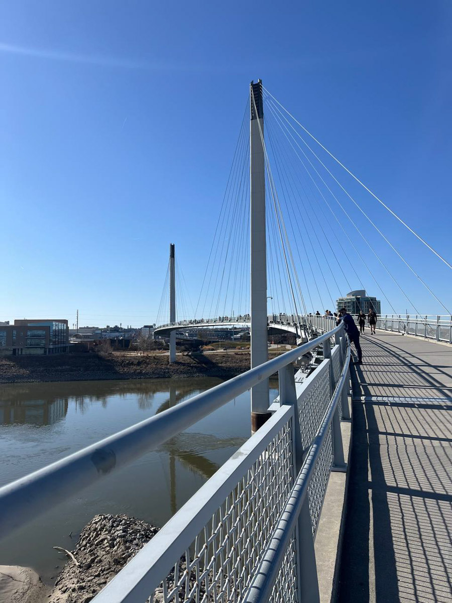 Владимирский боец ММА Вероника Борисова находится в США с февраля 2024 года. За последние пару лет она успела принять участие в нескольких боях, поставить карьеру на паузу, выйти замуж. О крутых поворотах на жизненном пути чемпионка поведала «Ключ-Медиа».