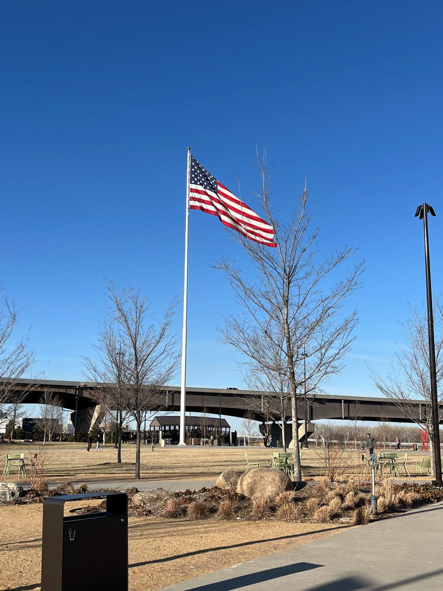 Владимирский боец ММА Вероника Борисова находится в США с февраля 2024 года. За последние пару лет она успела принять участие в нескольких боях, поставить карьеру на паузу, выйти замуж. О крутых поворотах на жизненном пути чемпионка поведала «Ключ-Медиа».