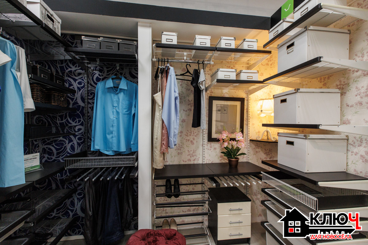 Главная проблема любого ремонта — логистика. Нужно найти ту самую плитку, не забыть про клей к ней, подобрать двери под ламинат и где-то заказать кухню. Обычно всё это превращается в бесконечные разъезды по разным концам города. Мы отправились в ОТК «Тандем» во Владимире, чтобы понять, как работает концепция «всё в одном месте» и сколько на самом деле можно сэкономить, став участником программы «Новоселы».