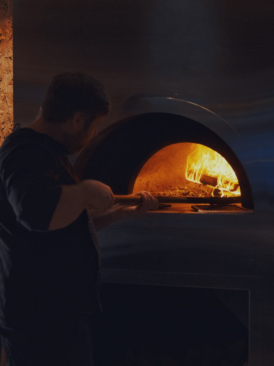 Гранд-бистро «Меряне» — ресторан, расположенный в самом центре Владимира, запускает завтраки. Уже с 1 мая здесь можно будет вкусно и насыщенно начать свой день. Философия нового направления строится вокруг посетителей и внимания к деталям. «Меряне» приглашают владимирцев и гостей города подобрать угощение на свой вкус для того, чтобы утро стало маленьким кулинарным триумфом.