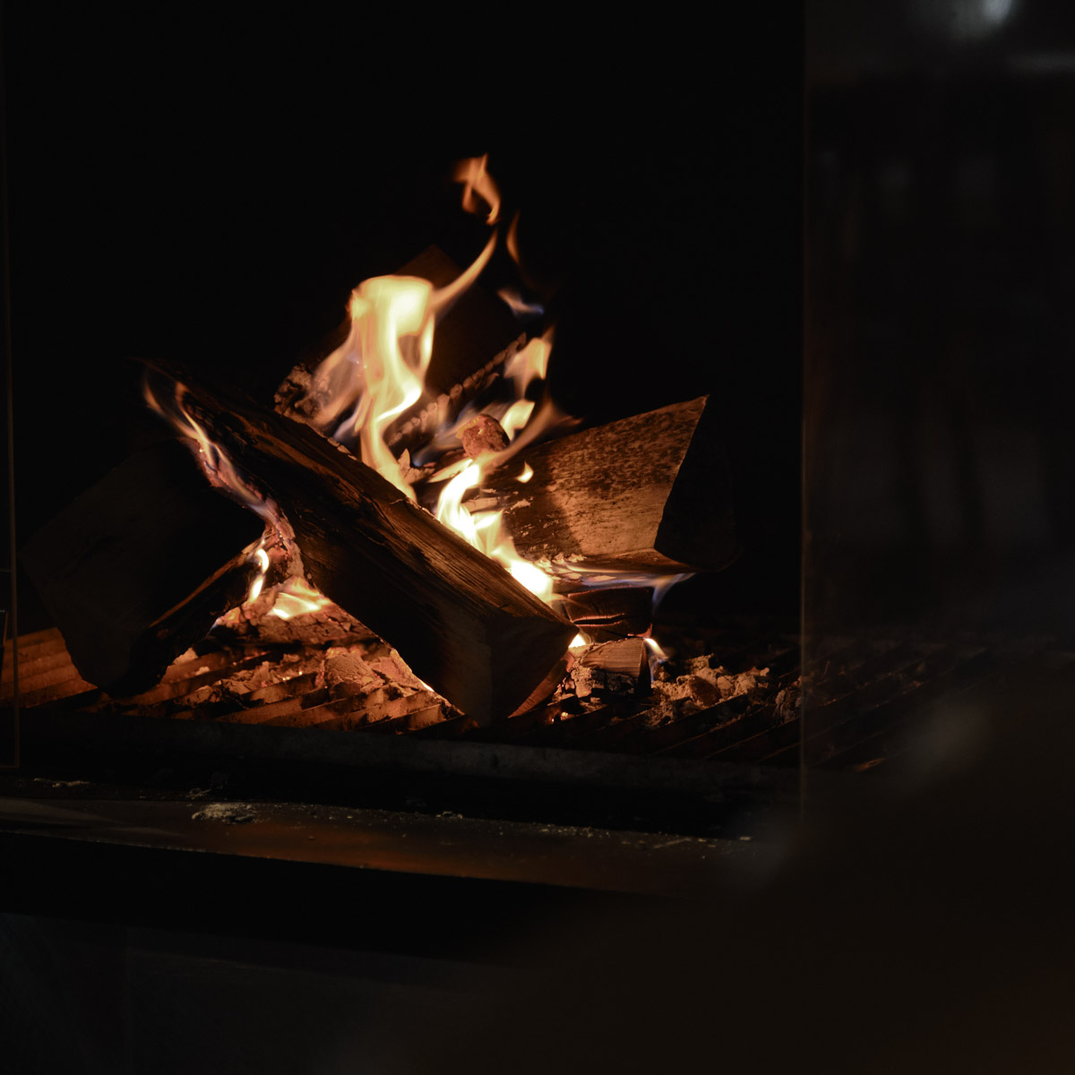 Гранд-бистро «Меряне» — ресторан, расположенный в самом центре Владимира, запускает завтраки. Уже с 1 мая здесь можно будет вкусно и насыщенно начать свой день. Философия нового направления строится вокруг посетителей и внимания к деталям. «Меряне» приглашают владимирцев и гостей города подобрать угощение на свой вкус для того, чтобы утро стало маленьким кулинарным триумфом.