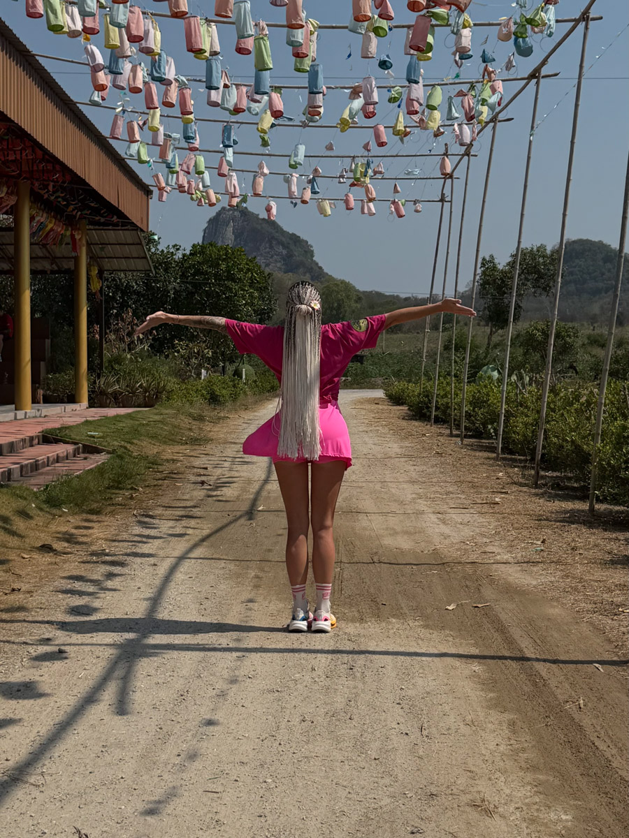 Не за горизонтом премьера нового реалити-шоу «Звёздные игры. Таиланд». И в борьбу за миллион рублей вступит владимирский блогер и бьюти-эксперт Татьяна Зубрик. Ранее девушка уже проходила тяжелые испытания под палящим тропическим солнцем на острове сокровищ. Опыт получился настолько ярким, что блондинке захотелось вновь пережить эти моменты.