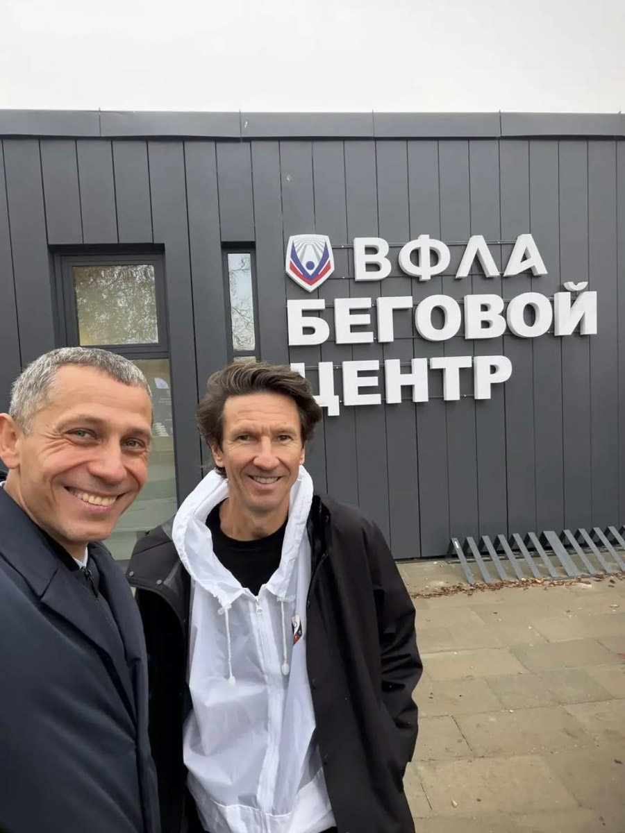 Владимир и Суздаль продолжают подтверждать статус центра притяжения вип-персон. Экс-футболист Алексей Смертин оценил новый владимирский беговой центр, а Сергей Жуков и Агата Муцениеце устроили масштабный смотр достопримечательностей Суздаля. К ним присоединились и известные блогеры. «Ключ-Медиа» собрал впечатления именитых гостей о главных туристических точках 33-го региона.